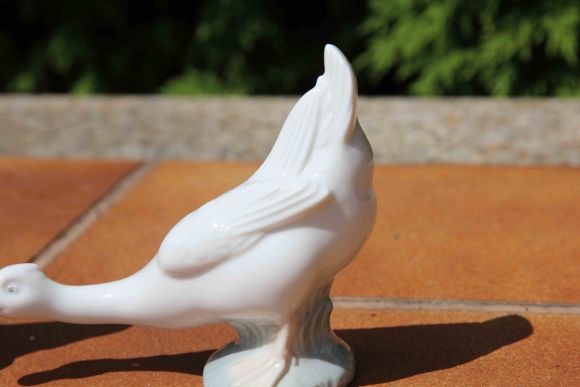 Прекрасная пара фарфоровых гусей . Испания. Середина 20 века