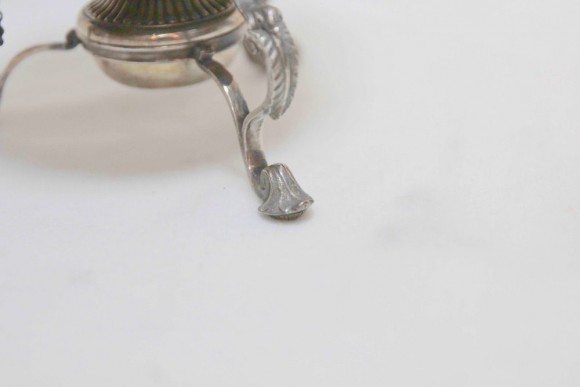 Старинная Французская серебренная бульотка