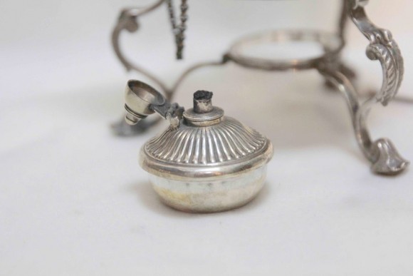 Старинная Французская серебренная бульотка