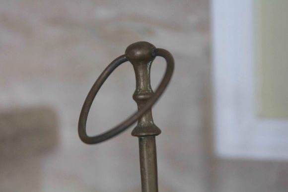 Интересная пара подвесных старинных подсвечников с кольцами