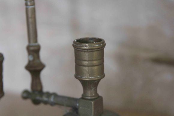 Интересная пара подвесных старинных подсвечников с кольцами