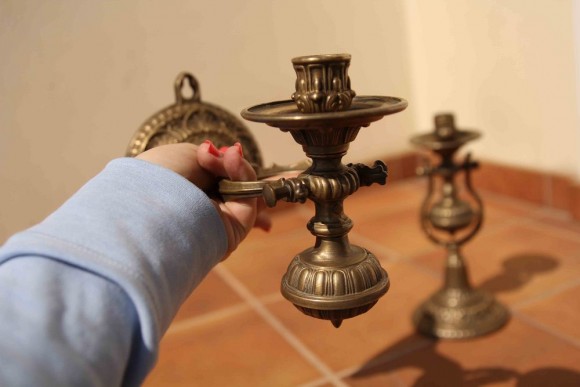 Пара Настенных Антикварных подсвечников восхитительного литья