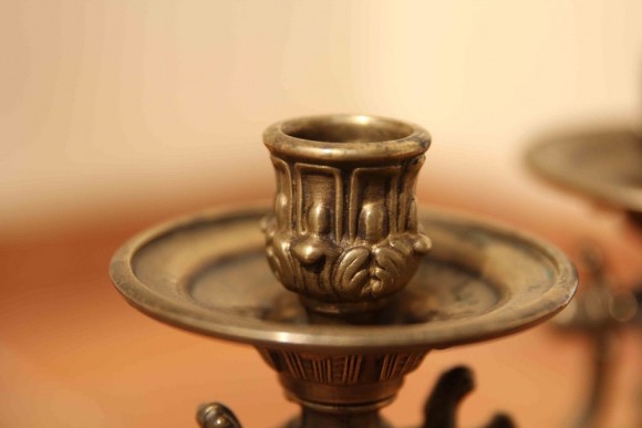 Пара Настенных Антикварных подсвечников восхитительного литья