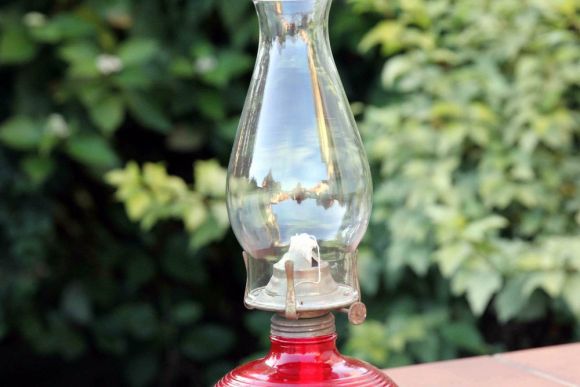 Эффектная, антикварная керосиновая лампа. Европа. Начало 20 века