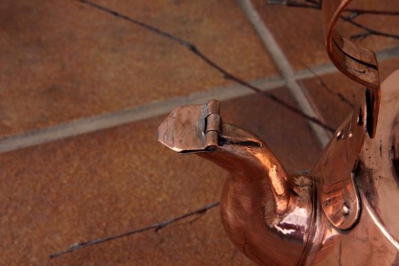 Медный старинный чайник с клапаном. Реставрация, полировка