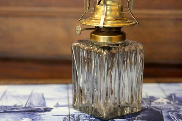 Винтажная керосиновая лампа. Европа. Начало 20 века