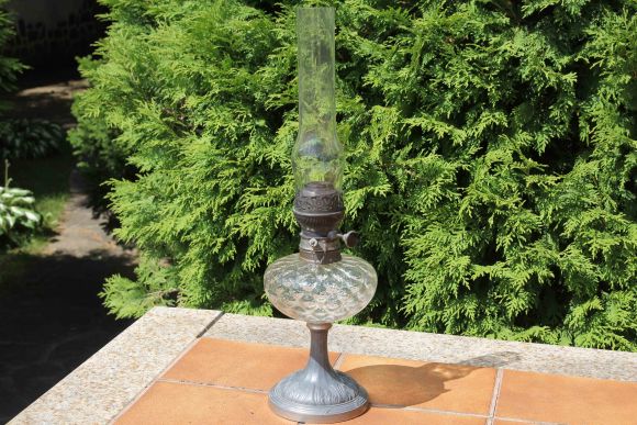 Антикварная керосиновая лампа. Европа. Начало 20 века