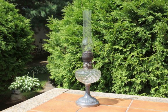 Антикварная керосиновая лампа. Европа. Начало 20 века