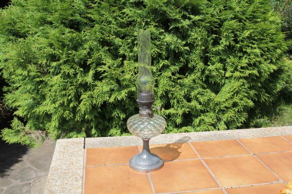 Антикварная керосиновая лампа. Европа. Начало 20 века