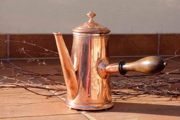 Замечательный медный кофейник с клеймом