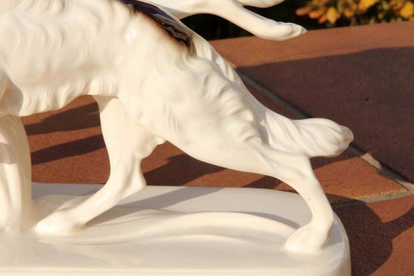 Фарфоровая статуэтка KARL ENS "Бегущие борзые. Европа. Начало 20 века