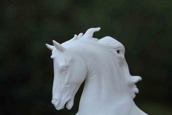 Фарфоровая статуэтка "Конь на дыбах" Kaiser / Кайзер. Германия.