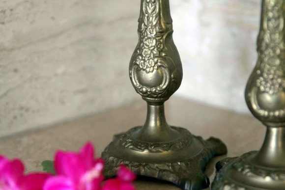 Пара старинных подсвечников из латуни в патине