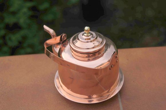 Старинный скандинавский чайник из меди полированный. OPA Helsinki