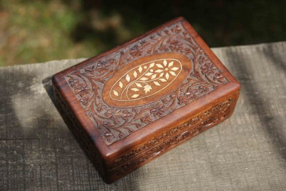 Ручная работа - деревянная шкатулка