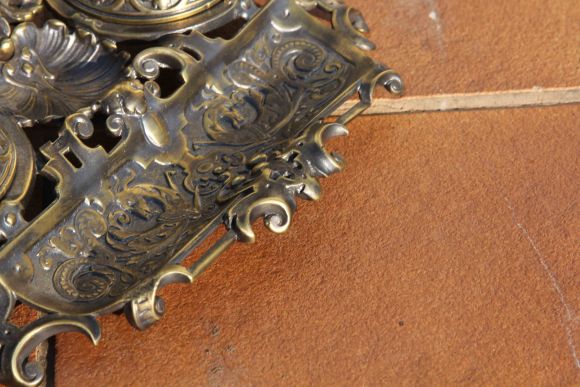 Старинная чернильница из бронзы. Европа. Начало 20 века