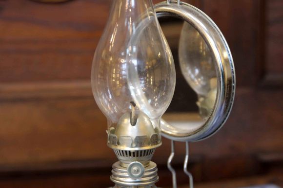 Интересная антикварная керосиновая лампа. Европа. Начало 20 века