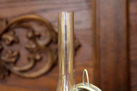 Интересная антикварная керосиновая лампа. Европа. Начало 20 века