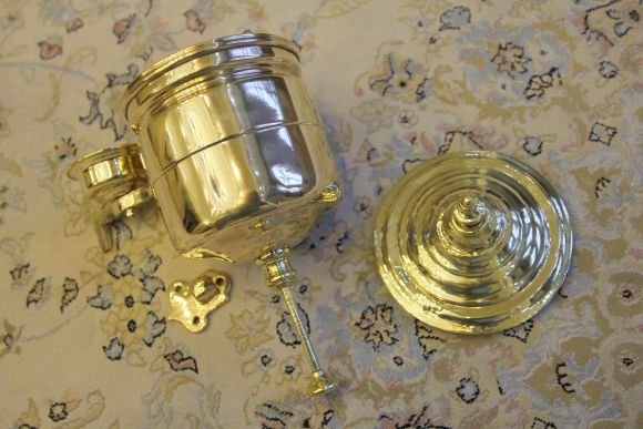 Антикварный рукомойник из латуни