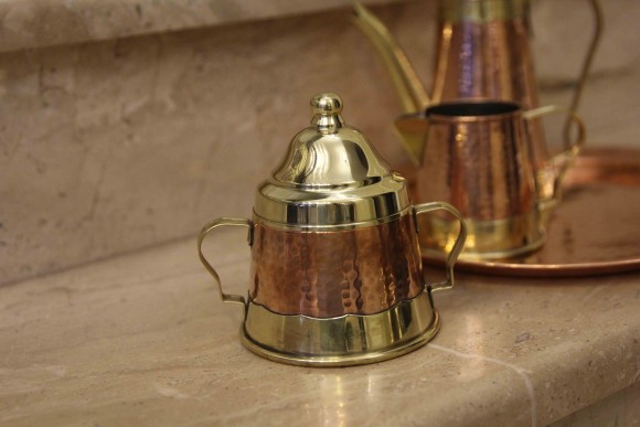 Кофейный набор на подносе. 3 предмета. Медь. Латунь