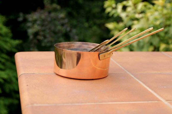 Набор тяжелых медных ковшей с латунными ручками