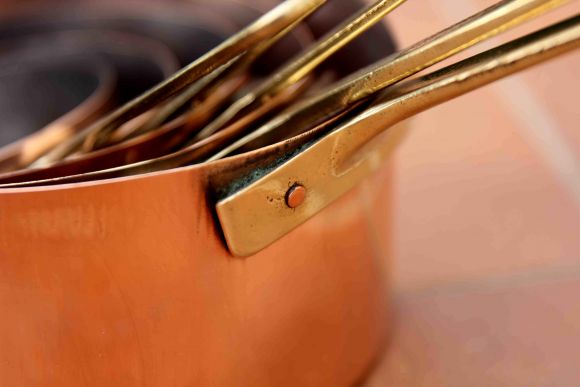 Набор тяжелых медных ковшей с латунными ручками