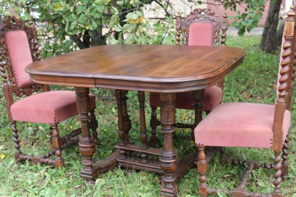 Антикварный раскладной дубовый стол
