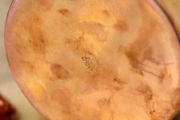 Прекрасный португальский медный чайник с деревянной ручкой