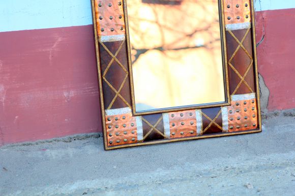 Винтажное зеркало в азиатском стиле