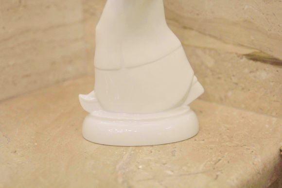 Статуэтка китаянка с попугаем KPM Berlin