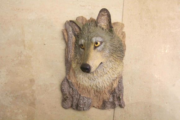 Объемное настенное панно волк. Европа. Середина 20 века