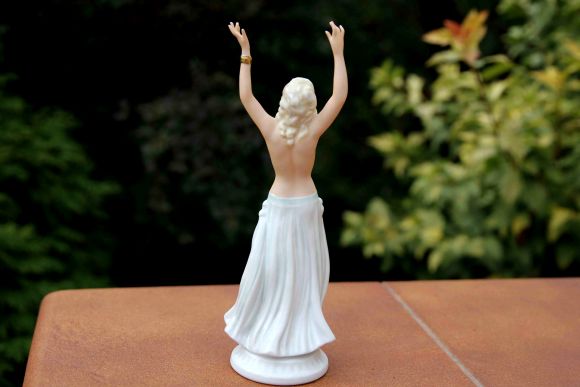 Обнаженная танцовщица - Скульптура Арт-ДЕКО