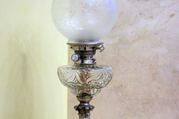 Невероятная потрясающая лампа колонна. Европа. Конец 19 века