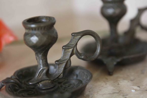 Очень красивые бронзовые подсвечники в патине