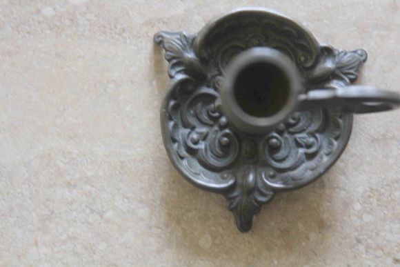 Очень красивые бронзовые подсвечники в патине