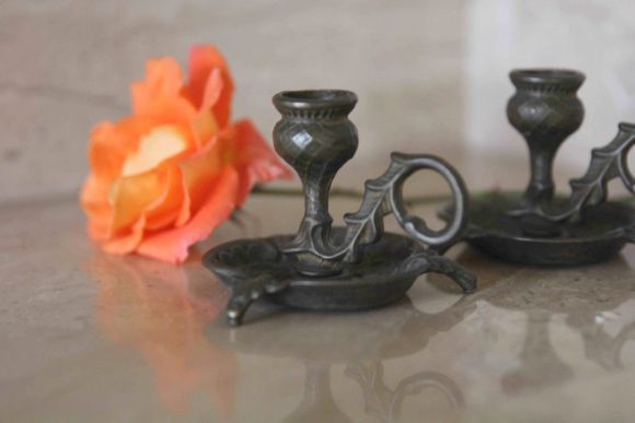 Очень красивые бронзовые подсвечники в патине