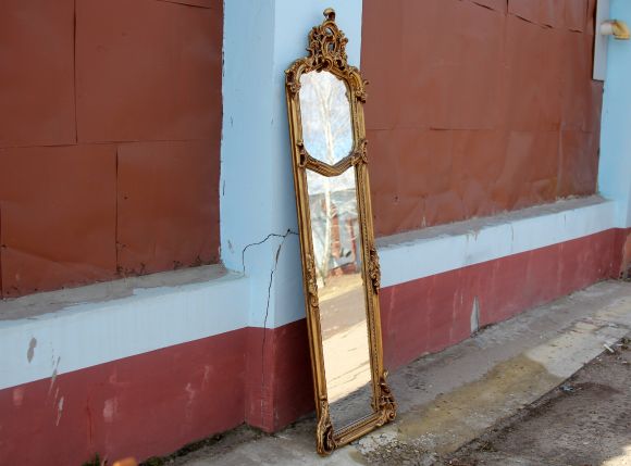 Зеркало золоченое в полный рост