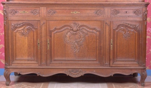 Старинный резной посудный шкаф - буфет. Ручная работа. Европа. Начало 20 века