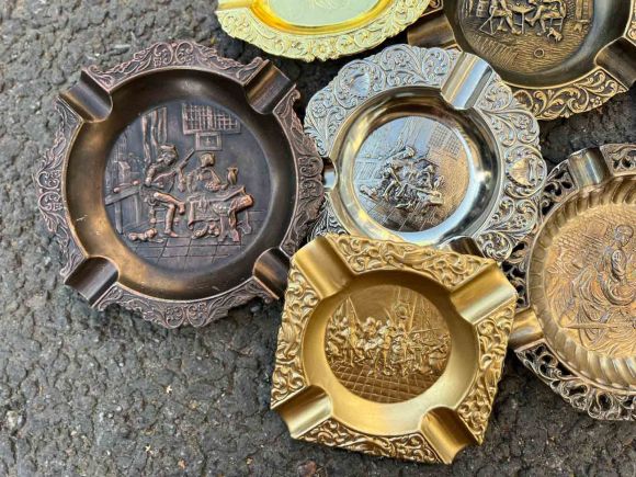 Латунная пепельница - форма овал. KRO