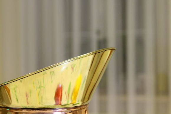 Восхитительный кувшин средних размеров