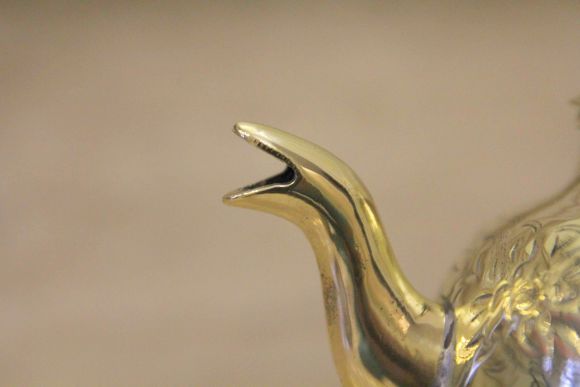 Замечательная винтажная новогодняя тортница с лопаткой.Европа.