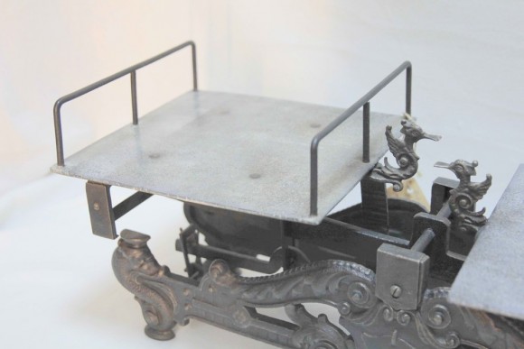 Старинные тяжелые весы на 20 кг. Чугунное литье. Европа