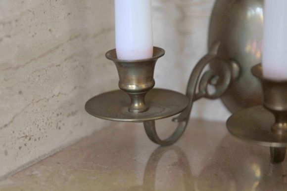 Очень интересный настенный старинный подсвечник - бра