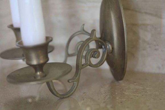Очень интересный настенный старинный подсвечник - бра