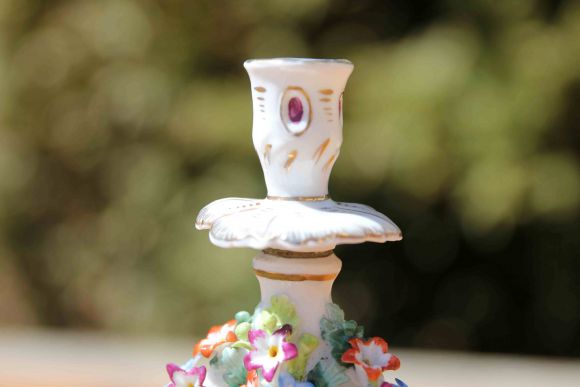 Пара подсвечников с богатым орнаментом