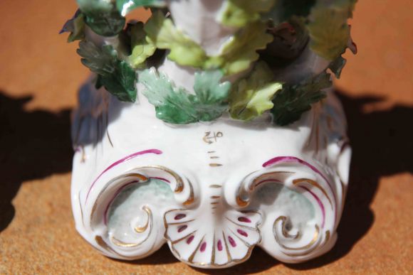 Пара подсвечников с богатым орнаментом