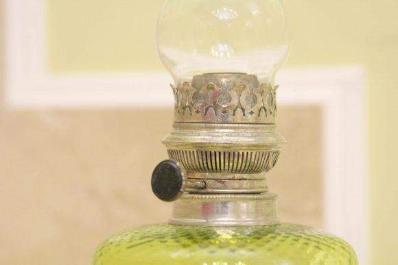 Старинная, редкой красоты керосиновая лампа.  "IDEAL 15. PRIMA I. BERLIN" 