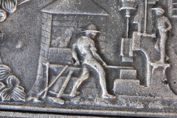 Дверца печная чугунная - интересный декор. Каминный Аксессуар