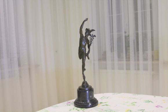 Винтажная медная статуэтка Меркурий