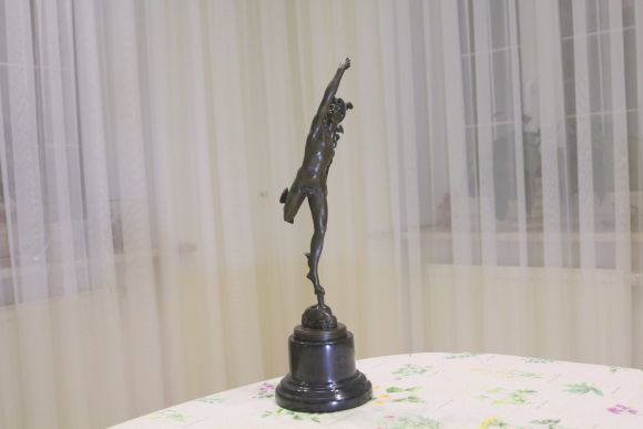 Винтажная медная статуэтка Меркурий